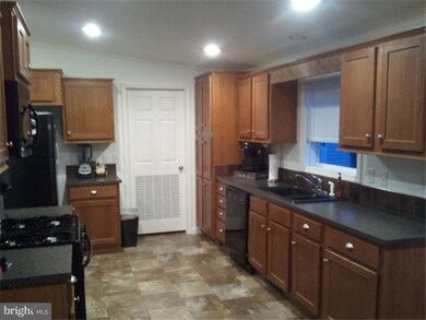 248 Horseshoe Dr, Garnet Valley, PA 19060 - photo 6