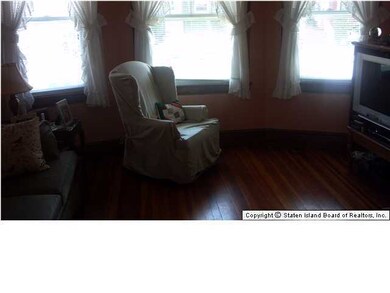 157 Garrison Ave, Staten Island, NY 10314 - photo 5