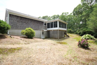 Landing rear sun porch3