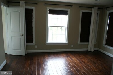 8047 Reserve Way, Vienna, VA 22182 - photo 7