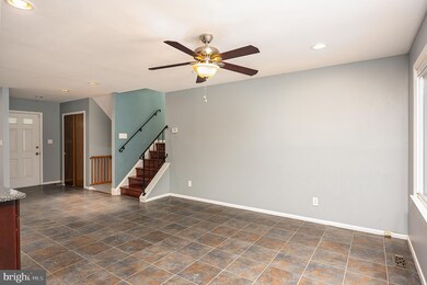 13211 Chestnut Dr, Bowie, MD 20720 - photo 6