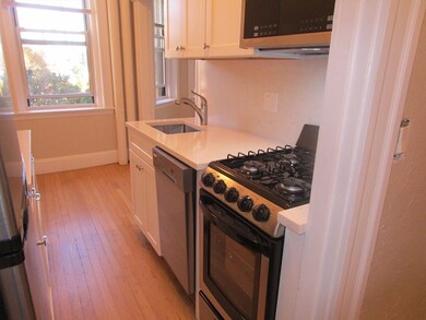 122 Riverway unit 5, Boston, MA 02215 - photo 5