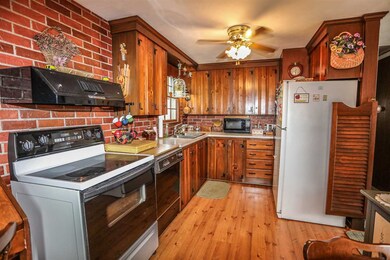 6 Wilson St, Nashua, NH 03060 - photo 4