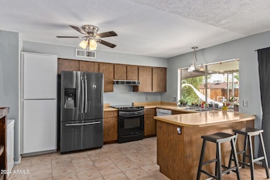 907 W Libra Dr, Tempe, AZ 85283 - photo 2