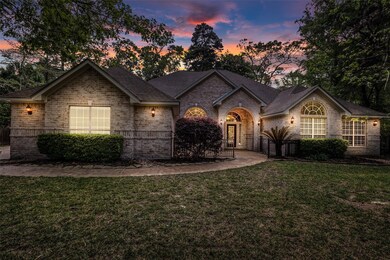 48 Lake Dr, Conroe, TX 77384 - photo 2
