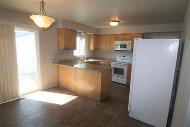 3321 H Ave NW, Cedar Rapids, IA 52405 - photo 6