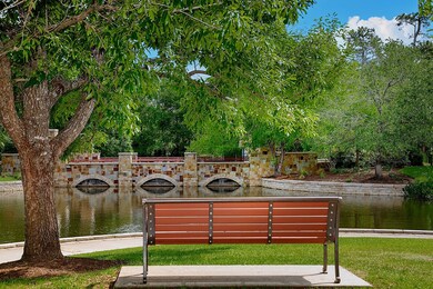 This picturesque setting with mature oak trees, po