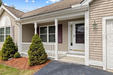 7 Madeleine Ct, Hudson, NH 03051 - photo 6