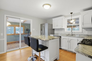 10 Walter St, Tewksbury, MA 01876 - photo 5