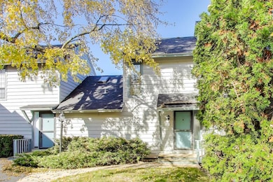 740 Chandler Rd unit U85, Gurnee, IL 60031 - photo 2