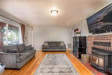 4405 Summers Ln, Klamath Falls, OR 97603 - photo 3