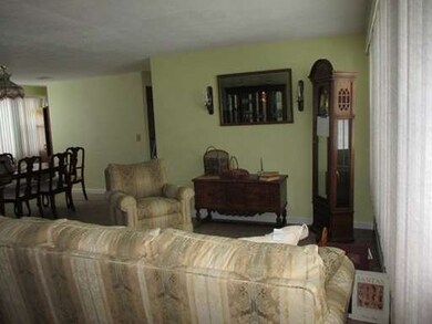 113 Royal Rd, Brockton, MA 02302 - photo 3