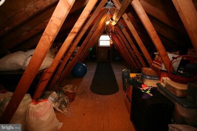 8003 Oak St, Dunn Loring, VA 22027 - photo 3