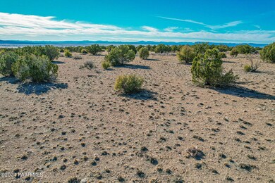 0 N Feather Mountain Rd unit PAR1061273, Paulden, AZ 86334 - photo 7