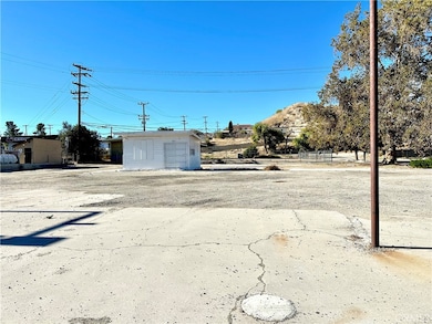 16617 D St, Victorville, CA 92392 - photo 2