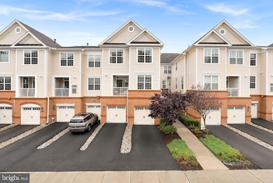 23230 Milltown Knoll Square unit 106, Ashburn, VA 20148 - photo 2