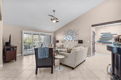 3155 E Ramon Rd unit 312, Palm Springs, CA 92264 - photo 6