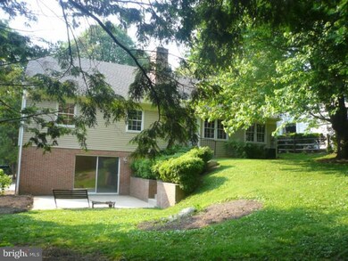 1730 Dauphin Ave, Reading, PA 19610 - photo 3