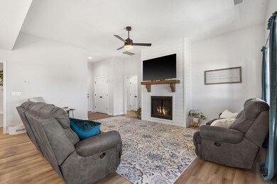 672 W Pinewood, Nixa, MO 65714 - photo 6