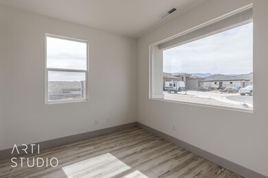 711 N 100 E, La Verkin-Porter Team-05
