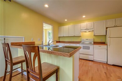 5267 Abbe Dr, Syracuse, NY 13219 - photo 7