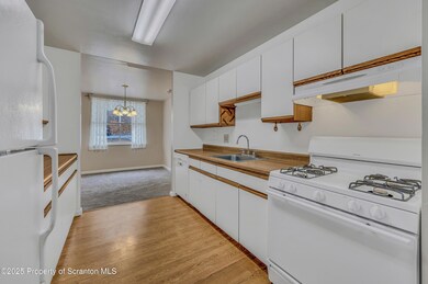 1508 Summit Pointe, Scranton, PA 18508 - photo 3