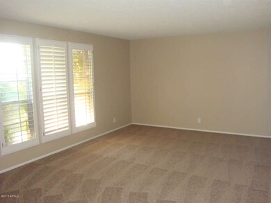 3620 Mercer Ln 001
