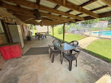 1041 Fortenberry Cir, McComb, MS 39648 - photo 7