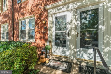 1210 S Barton St unit 328, Arlington, VA 22204 - photo 3