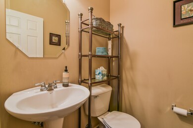 1/2 Bath