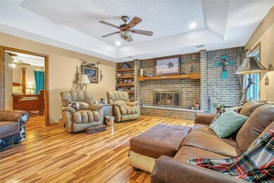 201 Cypress Ave, Elk City, OK 73644 - photo 6