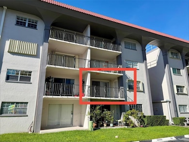 Granada Dadeland unit 219W, Miami, FL 33143 - photo 2