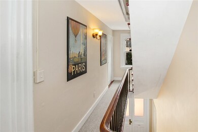 7 Bull St unit 2, Newport, RI 02840 - photo 5