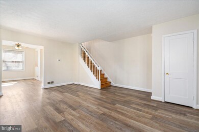 927 Middlesex Rd, Essex, MD 21221 - photo 7