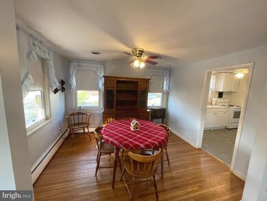 723 Sharon Ave, Darby, PA 19023 - photo 7