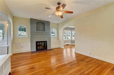 307 S Tremont Dr, Greensboro, NC 27403 - photo 5