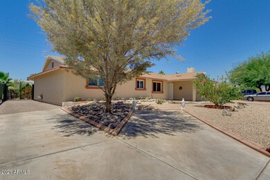 8216 W Piccadilly Rd, Phoenix, AZ 85033 - photo 3