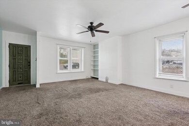 238 Kalos St, Philadelphia, PA 19128 - photo 5