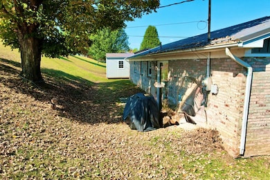 218 Green Acres Dr, Chilhowie, VA 24319 - photo 7