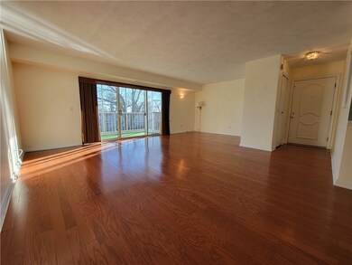 200 Hoffman Ave unit 302, Cranston, RI 02920 - photo 3