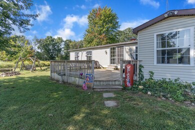 03-9200 Watson Rd-Windowstill-Real-Estat