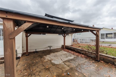 13661 Dalebrook Ave, Brook Park, OH 44142 - photo 6