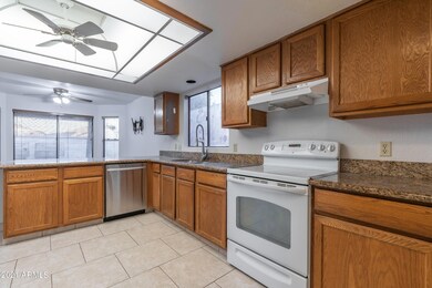 73 S Maple Ct, Chandler, AZ 85226 - photo 3