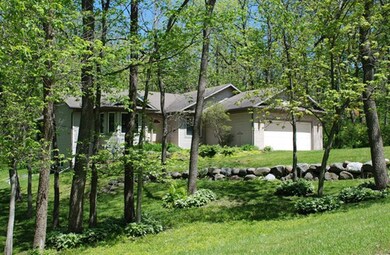 5584 Winsome Way, Fitchburg, WI 53575 - photo 2