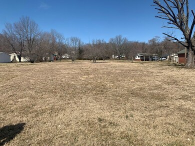 410 Sanderson Dr, Hopkinsville, KY 42240 - photo 3