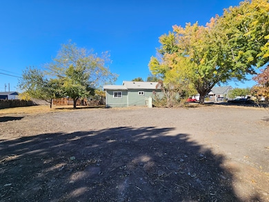 2150 White Ave, Klamath Falls, OR 97601 - photo 3