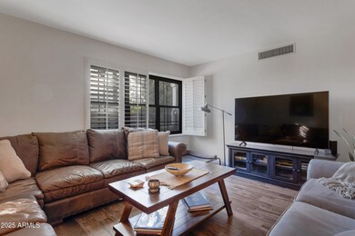 5102 N 31st Place unit 412, Phoenix, AZ 85016 - photo 5