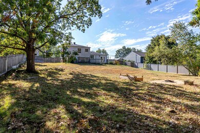 72 Cox St, Nashua, NH 03064 - photo 4