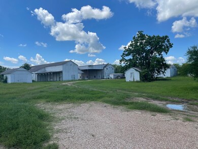 2065 Kroesche Rd, Rosenberg, TX 77471 - photo 6