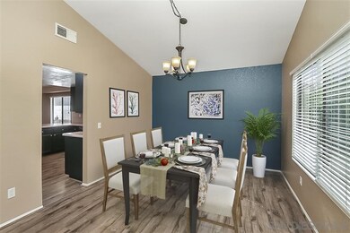 ****************VIRTUAL STAGING********** ROOM IS 